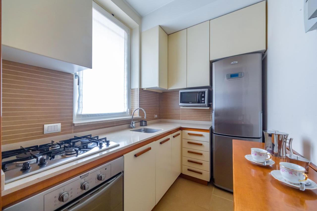 Cozy Apt - Corso Vercelli & Conciliazione M1 Milan Extérieur photo
